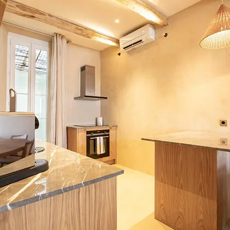 Magnificent - 2br-6p - Heart Of Saint Tropez