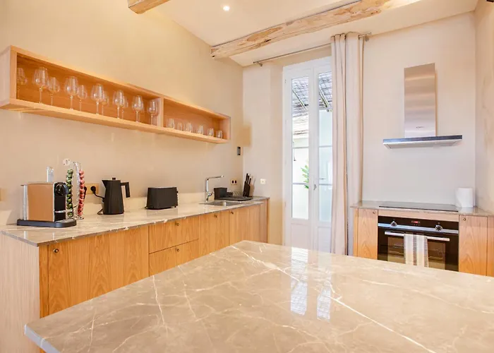 Magnificent - 2br-6p - Heart Of *