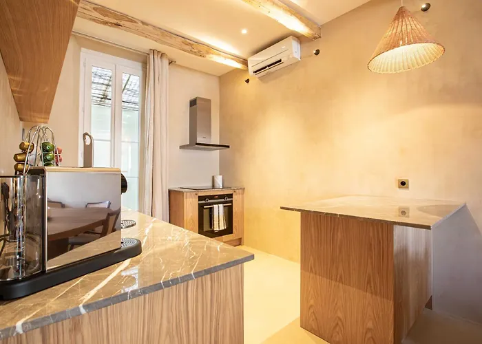 Magnificent - 2br-6p - Heart Of Saint-Tropez