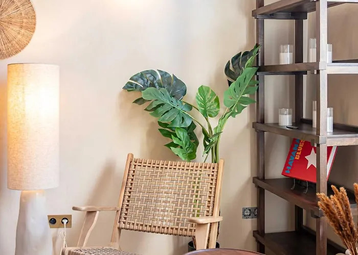 Magnificent - 2br-6p - Heart Of Apartment